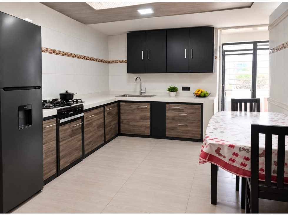SE VENDE CASA UNIFAMILIAR DE 3 PISOS — foto 2