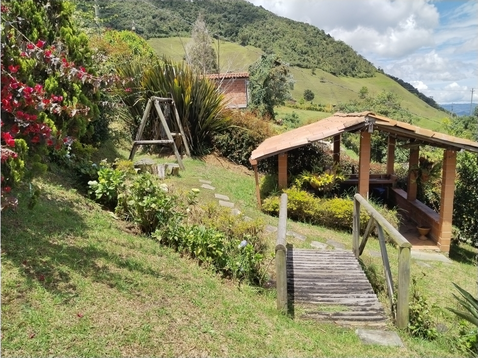 CASA CAMPESTRE AMOBLADA EN VENTA — foto 2