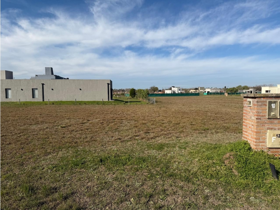 Lote a la Venta en Los Juncos - 2