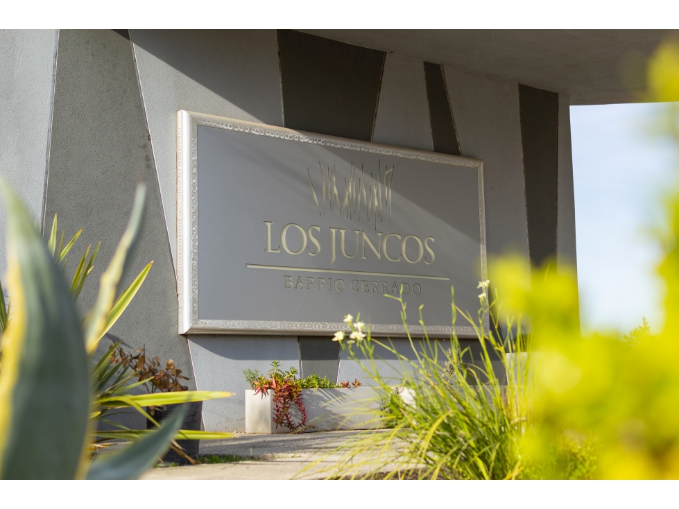 Lote a la Venta en Los Juncos
