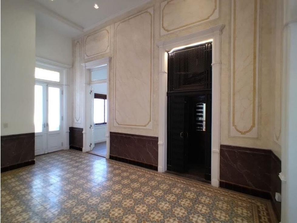 CASONA COLONIAL REMODELADA USO COMERCIAL +12 AMBIENTES B° CENTRO - 4