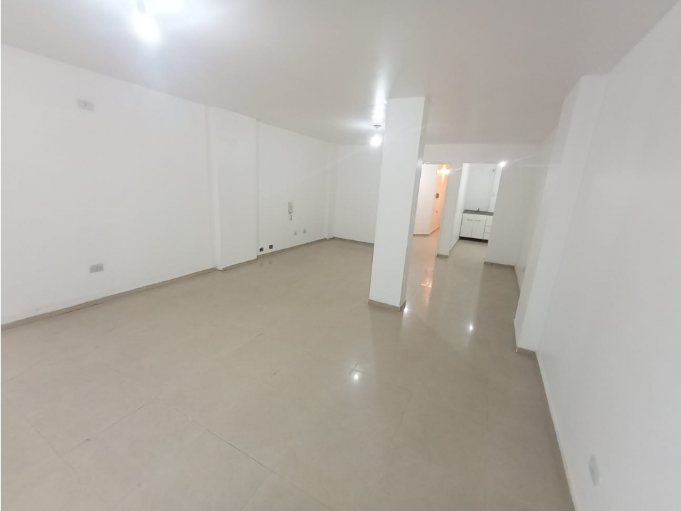 OFICINA - PLANTA LIBRE - BALCON - KITCHENET - 2 BAÑOS - SALGUERO 333 - 3