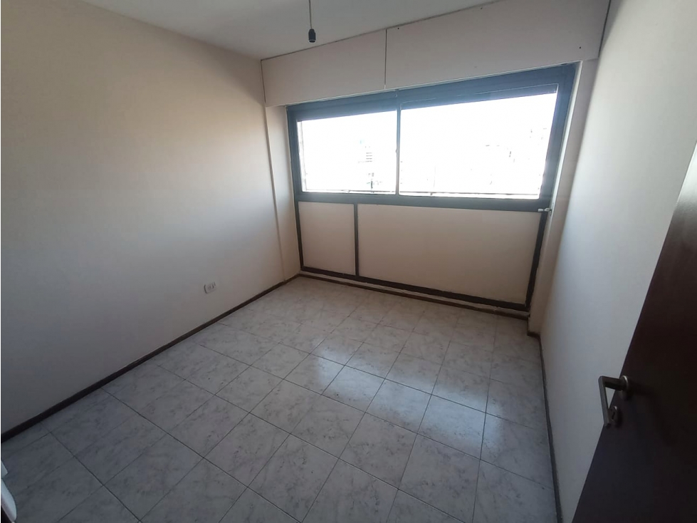 BALCON TERRAZA - PISO ALTO - 1 DORMITORIO - CASEROS N° 261 - B° CENTRO - 6
