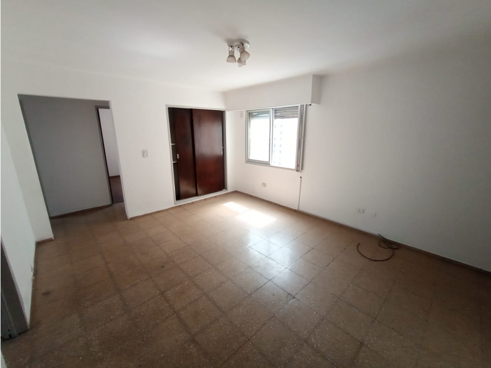 DEPARTAMETO 2 DORMITORIOS - ZONA CENTRAL DE POLICIA - AV COLON 1437 - 1