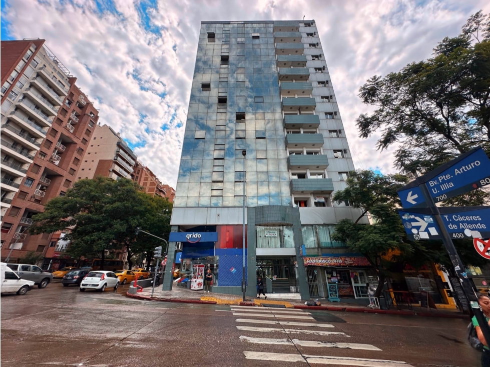 VENTA - DEPTO 2 DORM - PISO 11 CON AMPLIA VISTA - TRANSITO CACERES 386