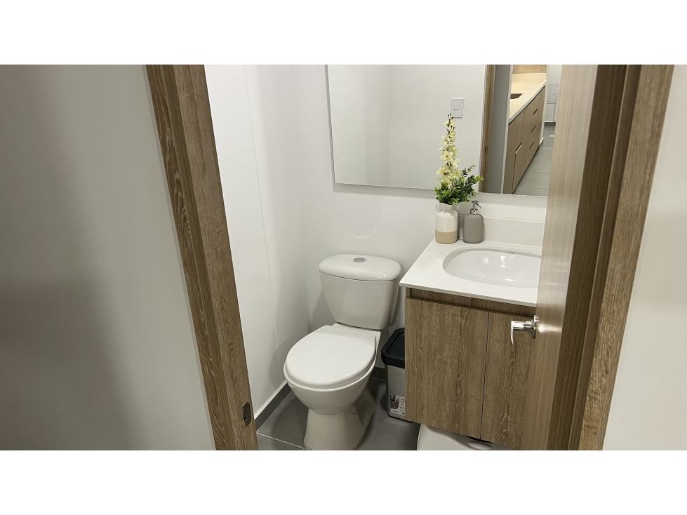 APARTAMENTO EN VENTA SABANETA PARTE PLANA - MUY ILUMINADO — foto 3