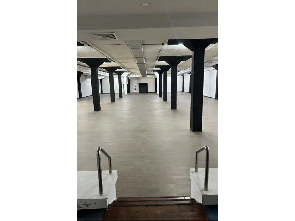 Se Alquila Espacio Comercial Nivel 00-Edificio 96-Vía Israel(LM) - 2