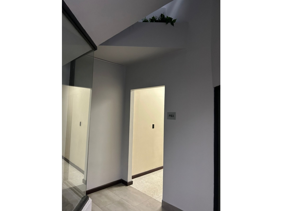 Se Alquila oficinas-Planta Baja con Entrada Independiente 153mt2(LM) — foto 5