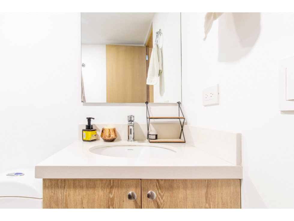 Apartamento arriendo amoblado milla de oro — foto 5