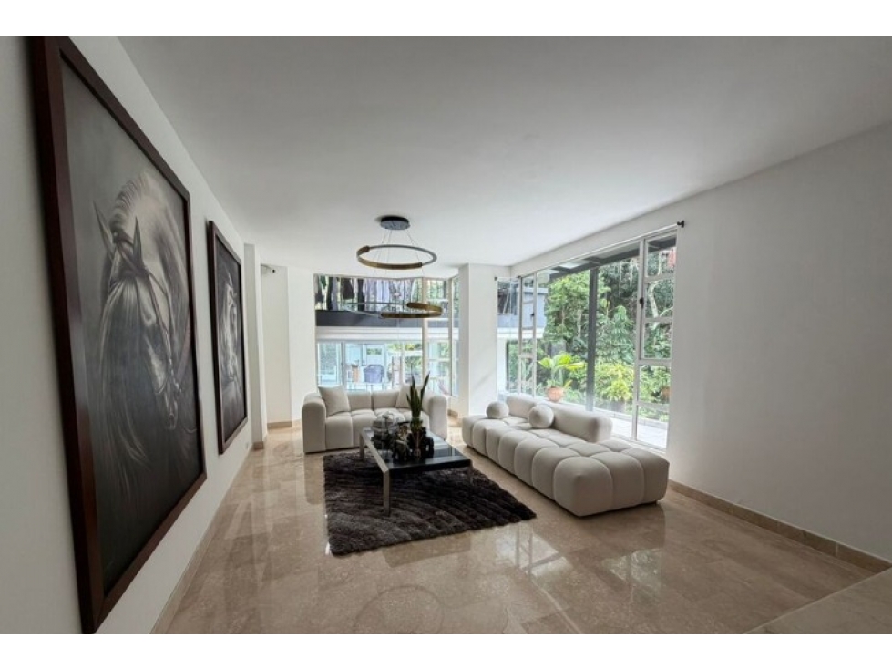 Casa en Venta Poblado Medellín