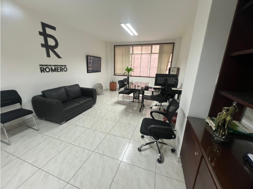 Oficina en Venta centro Medellin — foto 3