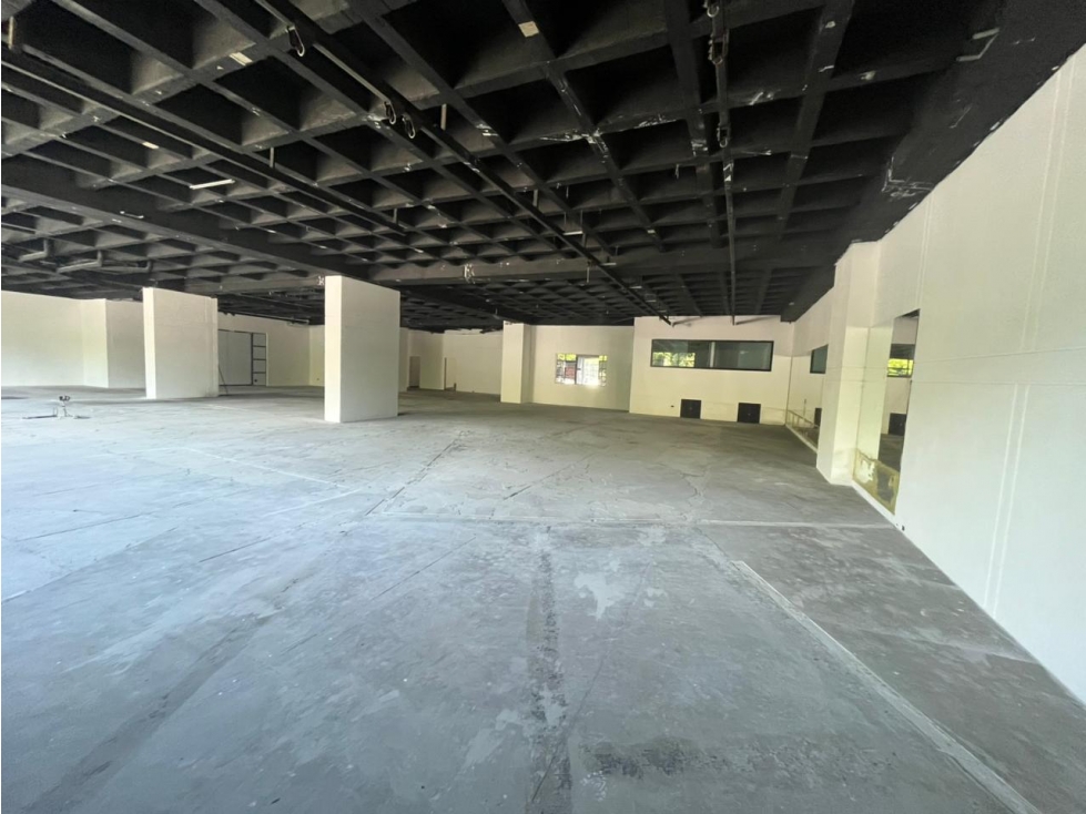 Bodega en Arriendo Barrio Colombia — foto 2