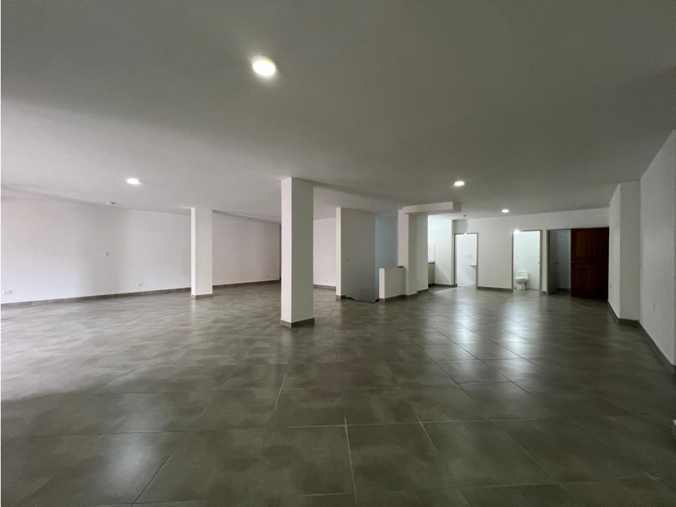 Local en Arriendo Envigado Las Margaritas — foto 2