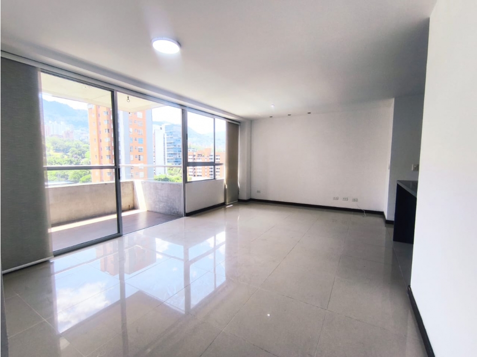Apartamento en Arriendo Poblado Santa Maria de los Angeles — foto 5