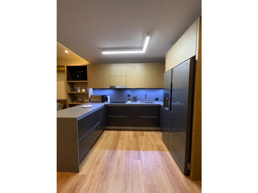 Apartaestudio en arriendo Poblado Medellín — foto 2