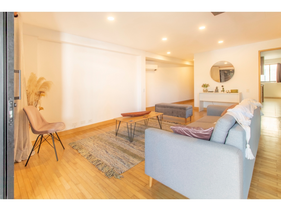 Apartamento arriendo amoblado milla de oro — foto 2