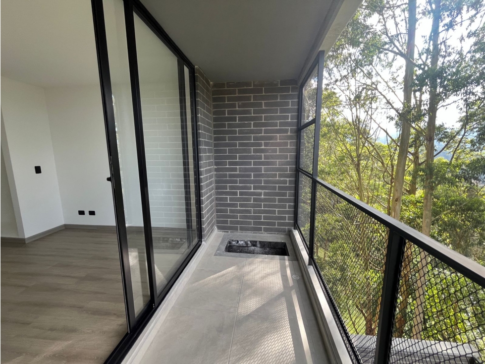 Apartamento en Arriendo Envigado Loma del Escobero — foto 4