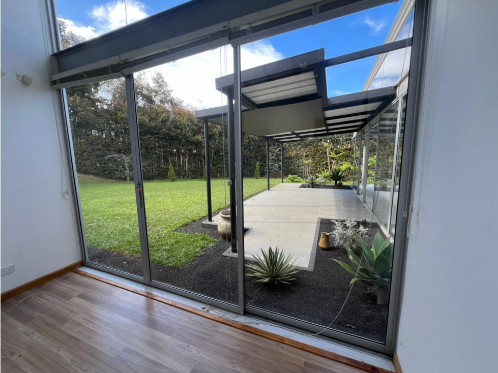 Casa Campestre En Arriendo Loma El escobero — foto 5