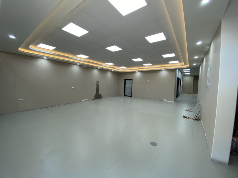 ALQUILER DE LOCAL COMERCIAL EN CALLE BOLIVAR SULLANA - 2