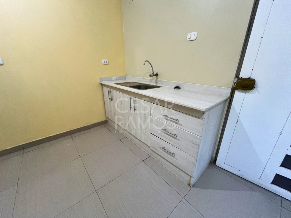 SE ALQUILA DEPARTAMENTO EN SEGUNDO Y TERCER PISO EN AV JOSÉ DE LAMA - 3