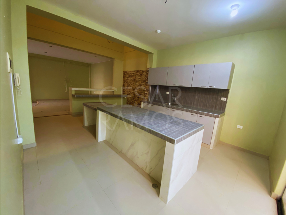 EXCLUSIVA CASA EN ALQUILER EN LOS EJIDOS - PIURA - 4