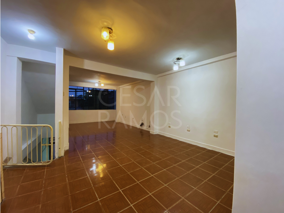 VENDO CASA DE OCASIÓN EN CALLE SAN MARTÍN. - 6