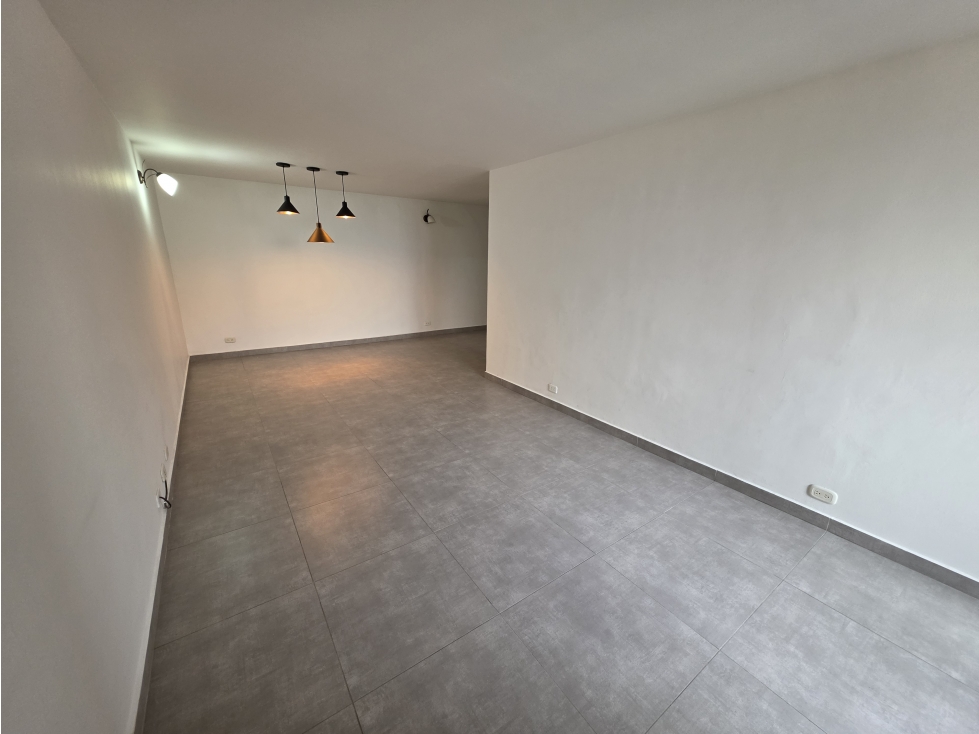 Apartamento en venta dúplex - Medellín - La Castellana — foto 2