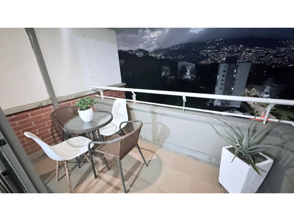 Apartamento en venta - Medellín - Laureles — foto 2