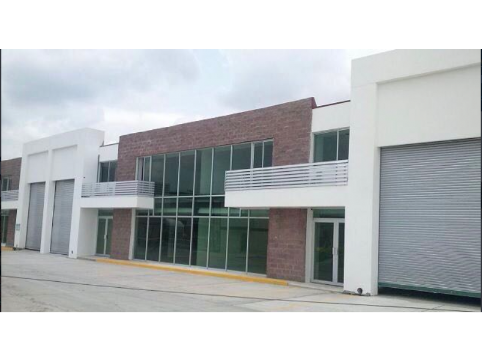Se alquila Ofibodega en Juan Diaz Frente a Santa Maria