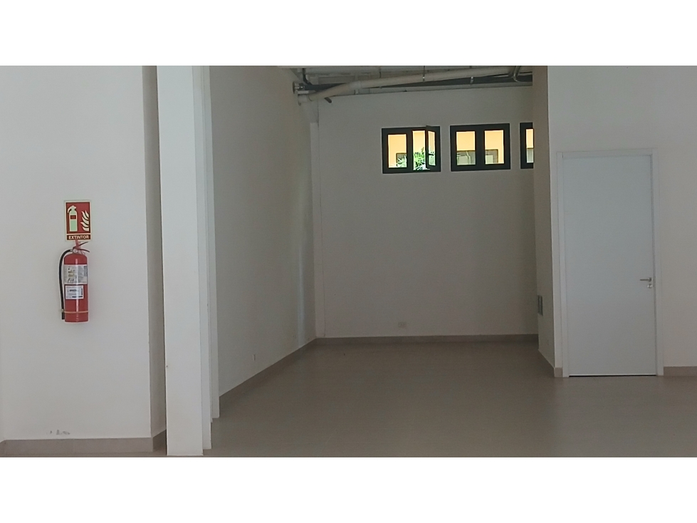 Alquiler de Oficina o Local Comercial de 105 m² en Casco Viejo — foto 4