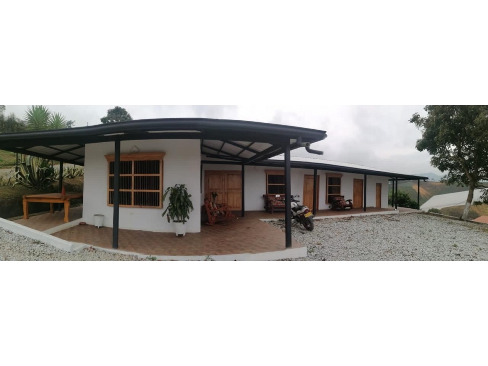 VENTA FINCA EN EL MUNICIPIO DE EL CARMEN DE VIBORAL