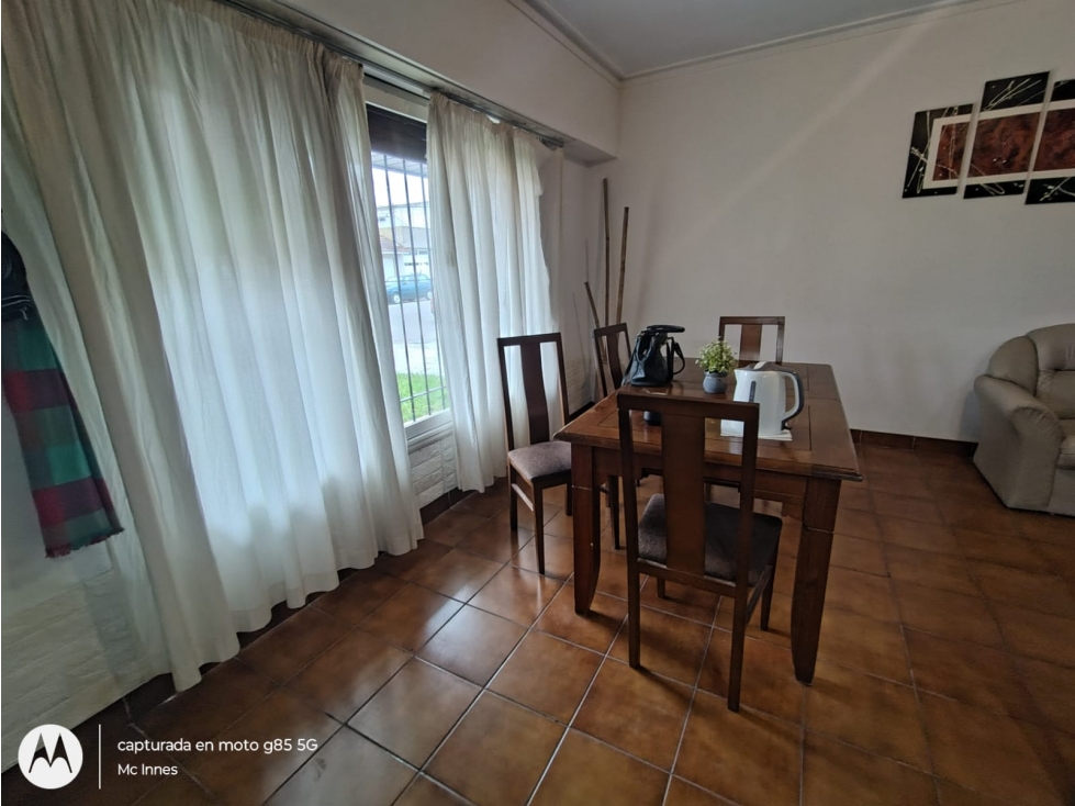CHALET 4 AMBIENTES CON PARQUE QUINCHO Y GGE — foto 3