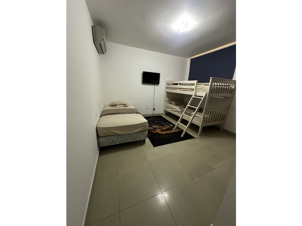 SE ALQUILA APARTAMENTO CÉNTRICO EN OBARRIO PH SOPHIA 4R Y 4B — foto 3
