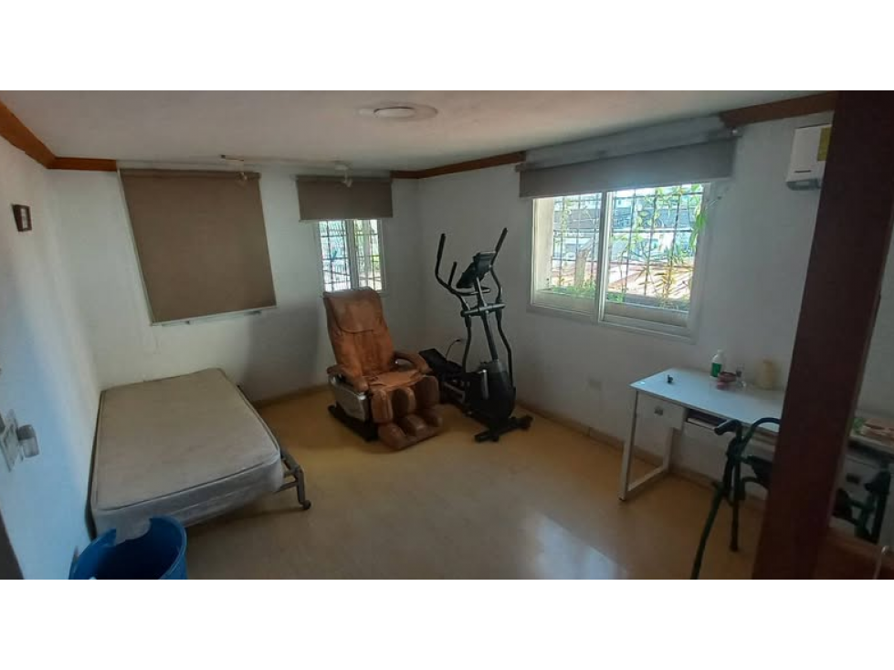 Venta de Casa con Galeras y Oficinas/ Pueblo Nuevo — foto 6