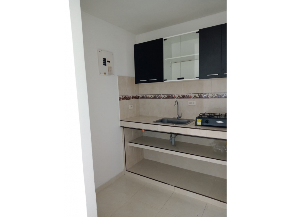 APARTAMENTO LAS VEGAS DE COMFANDI — foto 4
