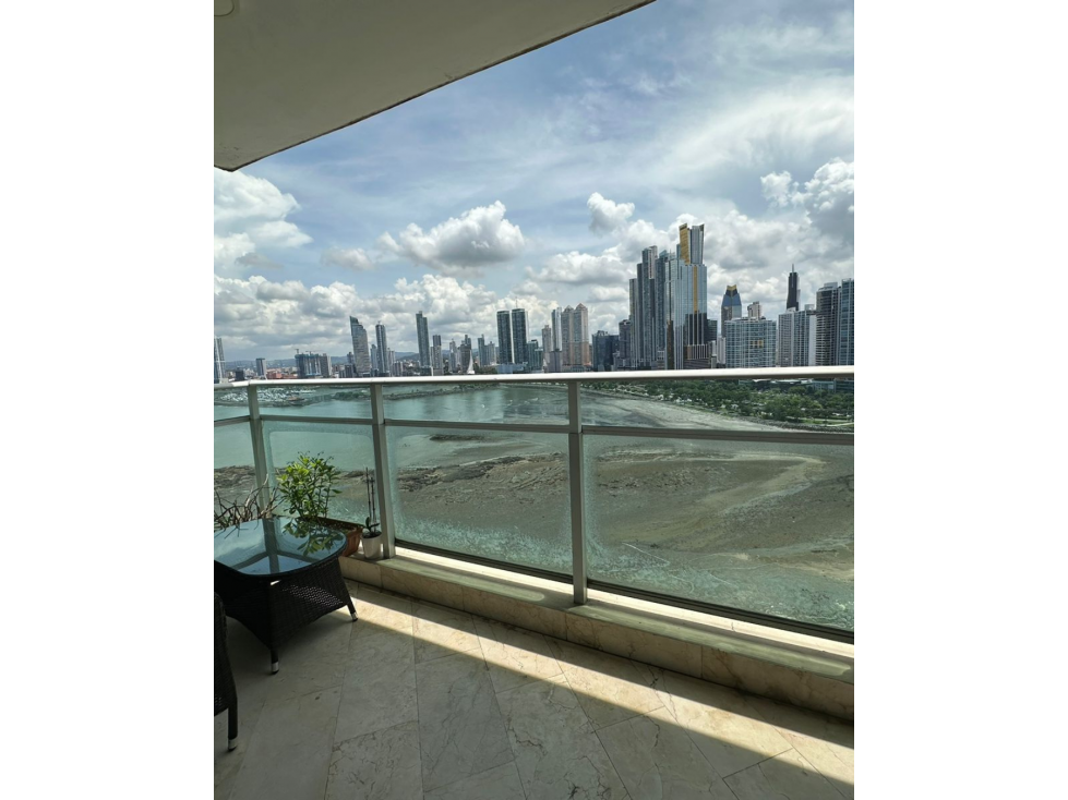 Venta de Apartamento en Punta Paitilla/PH Península