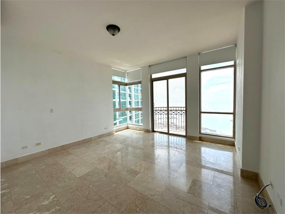 Pacific Point, Se vende apartamento en Punta Pacífica