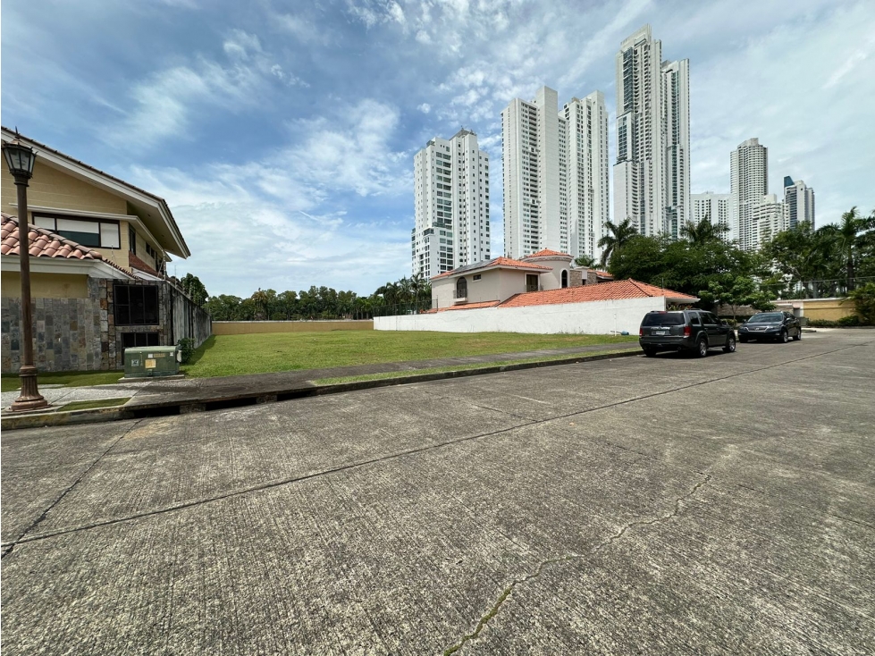 Se Vende Terreno en Costa del Este / Residencia Balmoral - 2