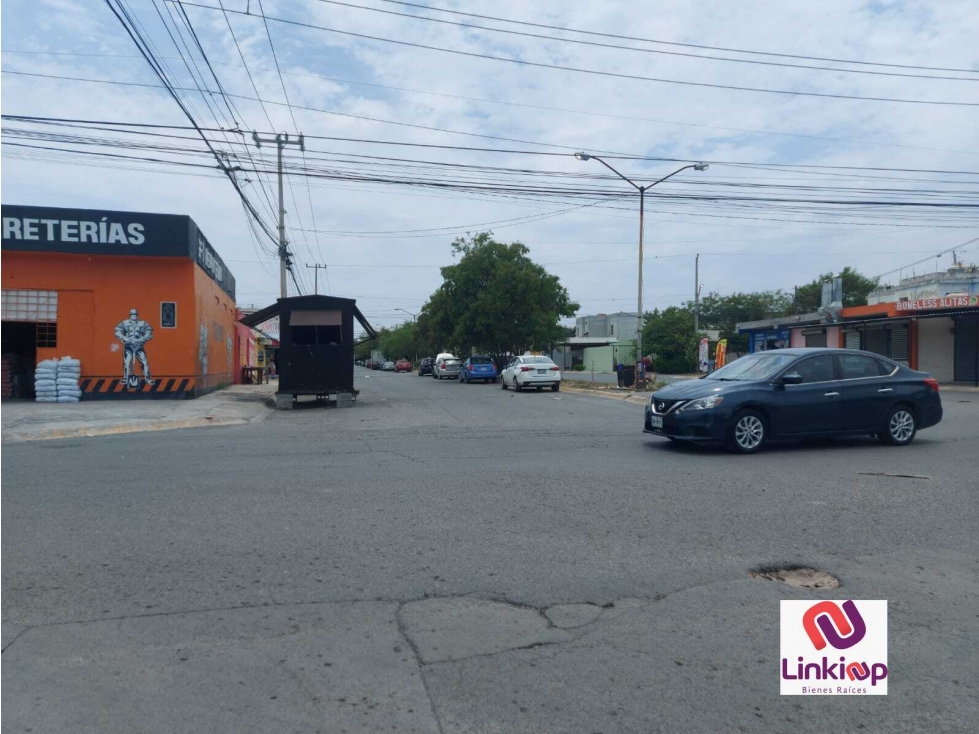 Local comercial en segunda planta por av. Antiguos Ejidatarios NL - 4