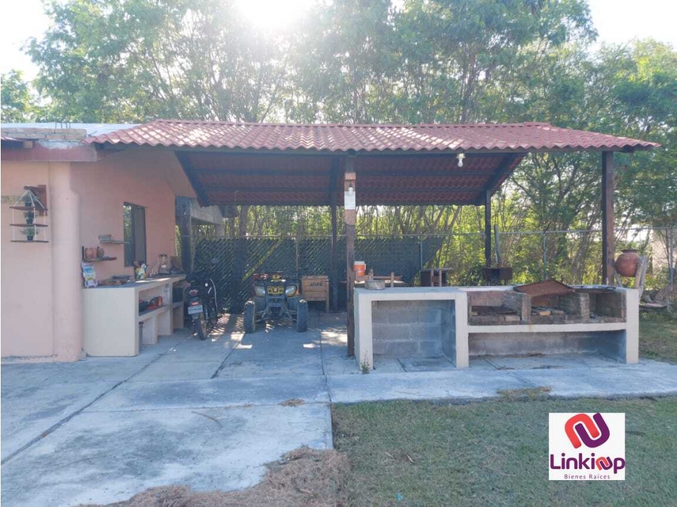 Quinta en Venta o Renta por Av. de los Pájaros, Trancas y Sabarado NL - 4