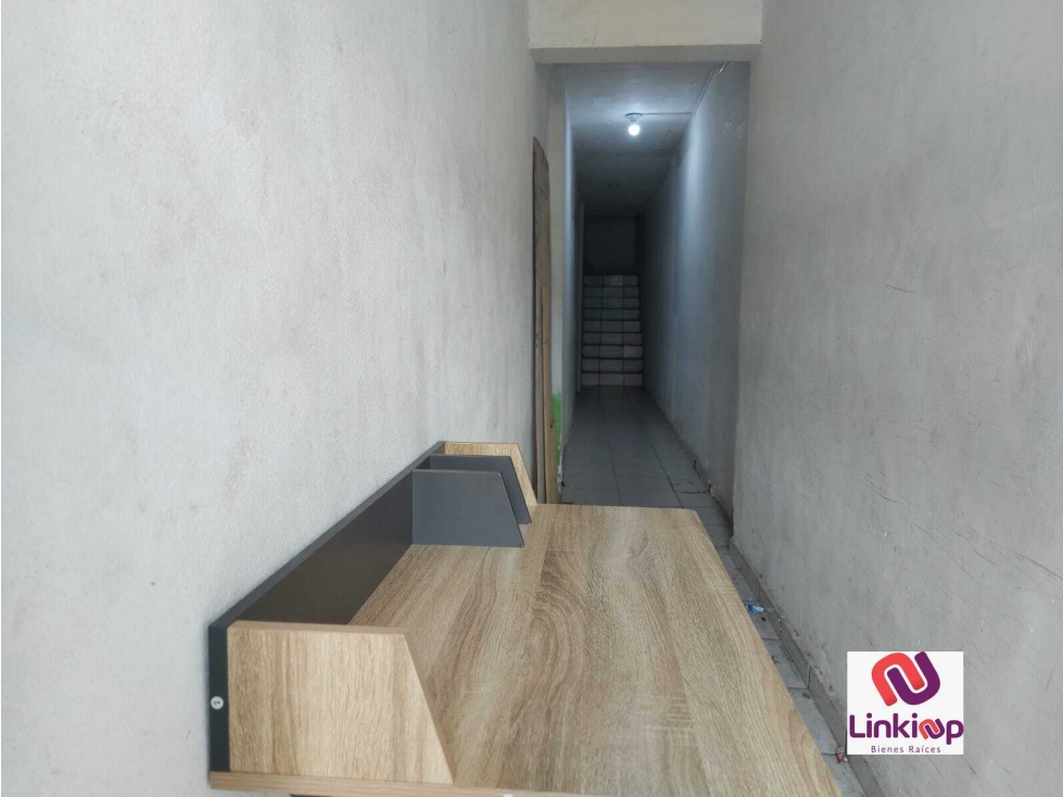Local comercial en segunda planta por av. Antiguos Ejidatarios NL - 5