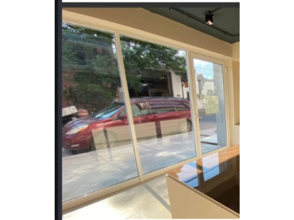 Local Comercial en VENTA Torre Centro Monterrey NL