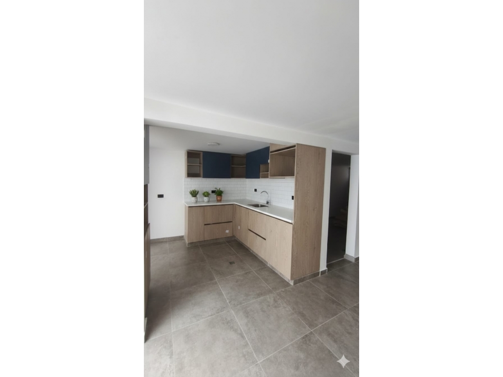 ENVIGADO -MAYORCA CASA UNIFAMILIAR UNICA REMODELADA 2026