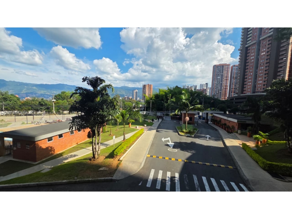 ITAGUI- DITAIRES MODERNO APTO EN PACIFICA SUPER AMPLIO