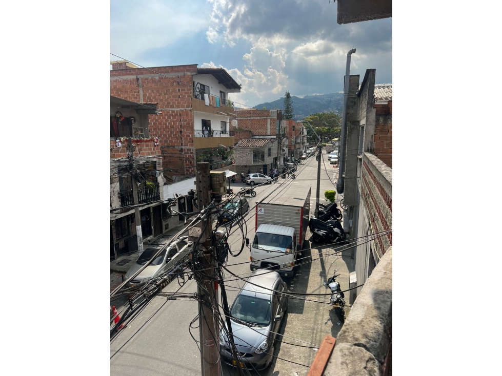 Rento apartamento barrio Antioquía