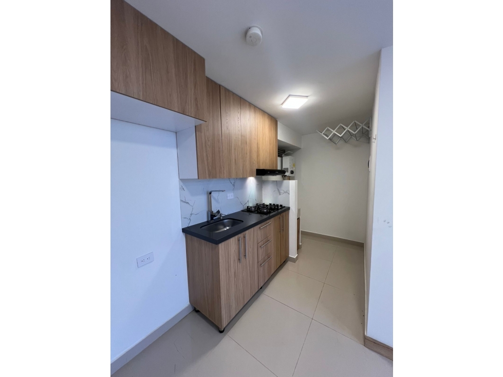 Rento hermoso apartamento en la esterella