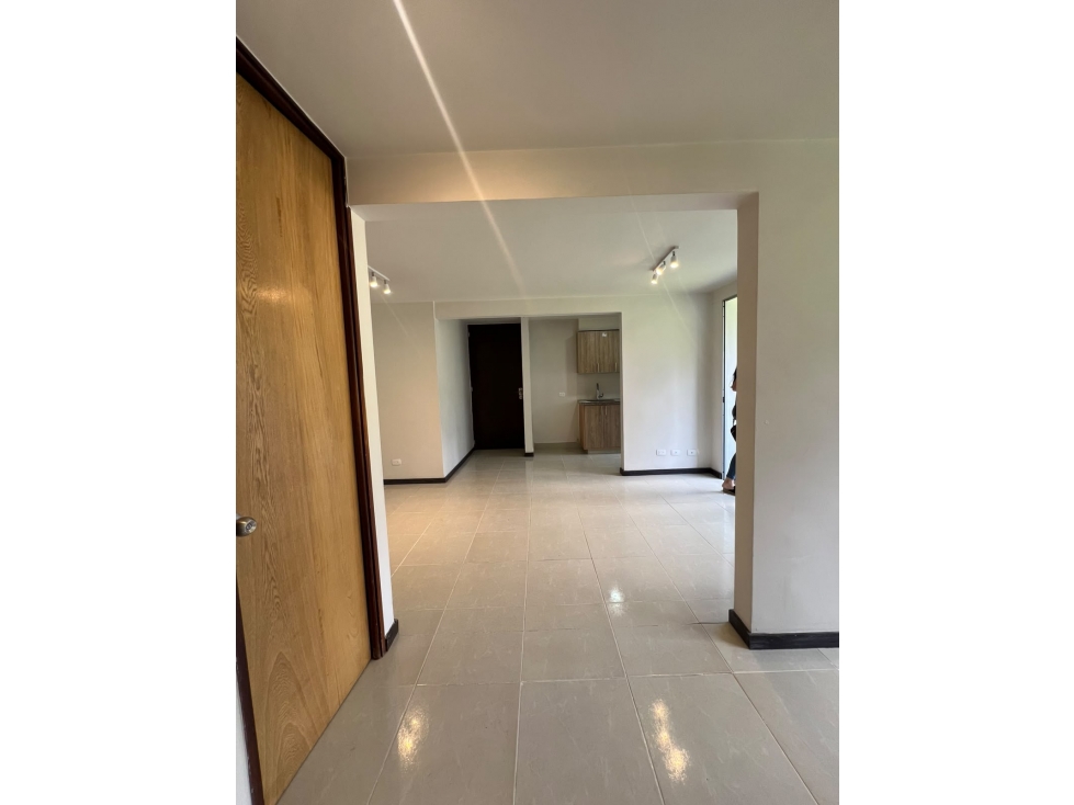 Grupo inmobiliario renta apartamento en sabaneta — foto 3