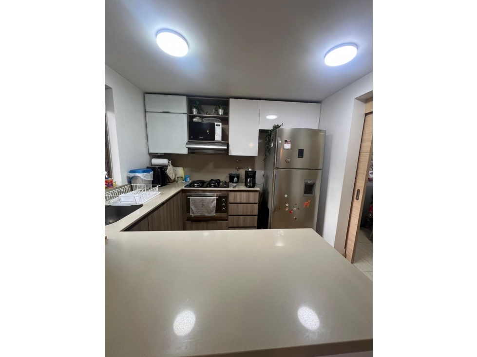 Rento hermoso apartamento en los bernal — foto 2