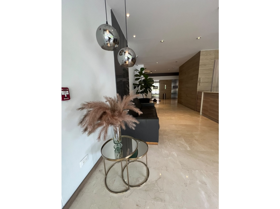 Rento hermoso apartamento en envigado — foto 2