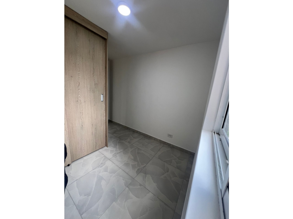 SE RENTA APARTAMENTO EN PATA ESTRENAR EN SABANETA — foto 3